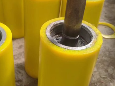 注塑模具首選鴻仁威爾 注塑模具首選鴻仁威爾