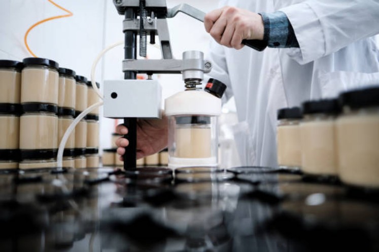 注塑模具首選鴻仁威爾 注塑模具首選鴻仁威爾