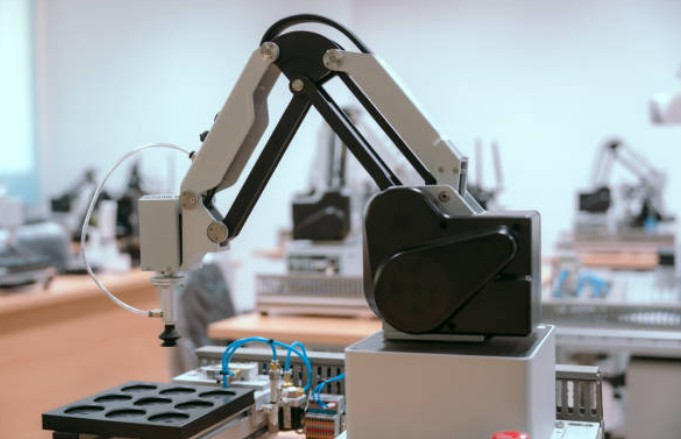 注塑模具首選鴻仁威爾 注塑模具首選鴻仁威爾