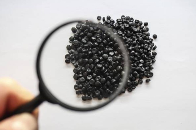 注塑模具首選鴻仁威爾