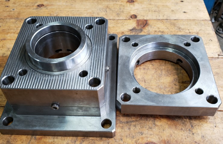 注塑模具首選鴻仁威爾