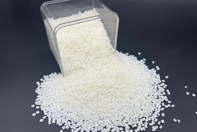 注塑模具首選鴻仁威爾